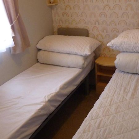 L&G Family Holidays 6 Berth Coral Beach Laura Familys Only And Lead Person Must Be Over 30 Ingoldmells Kültér fotó